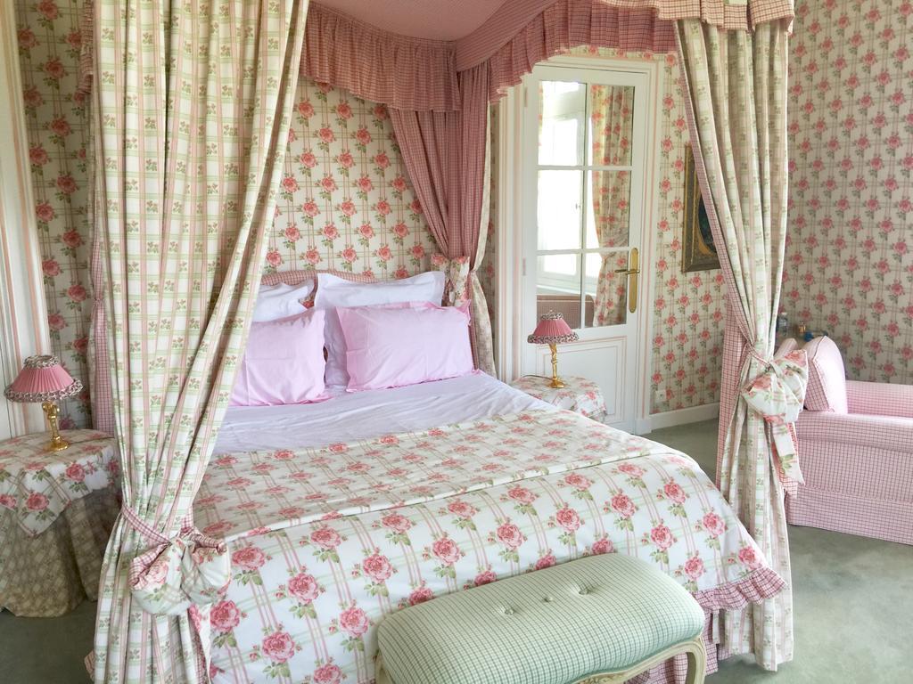 לינה וארוחת בוקר דוביל Manoir De Benerville מראה חיצוני תמונה