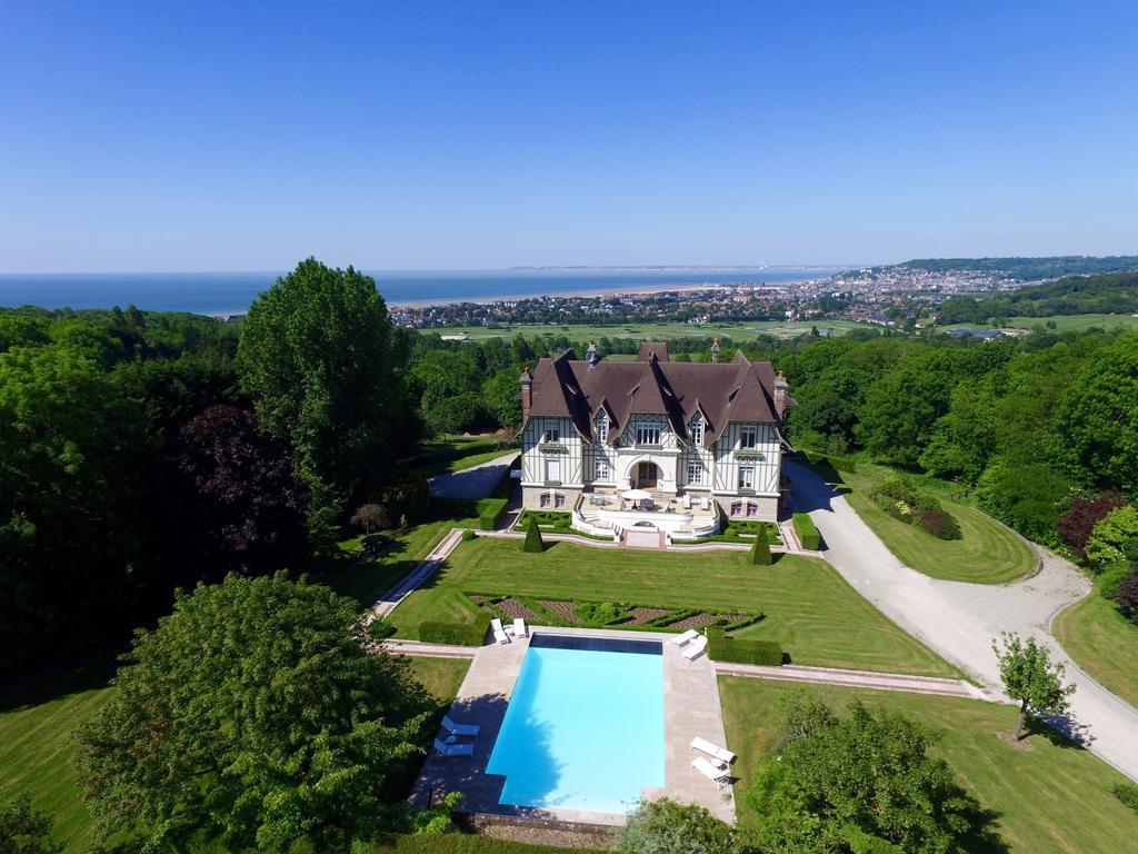 לינה וארוחת בוקר דוביל Manoir De Benerville מראה חיצוני תמונה