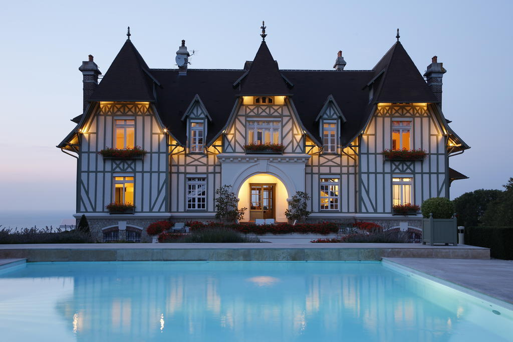 לינה וארוחת בוקר דוביל Manoir De Benerville מראה חיצוני תמונה
