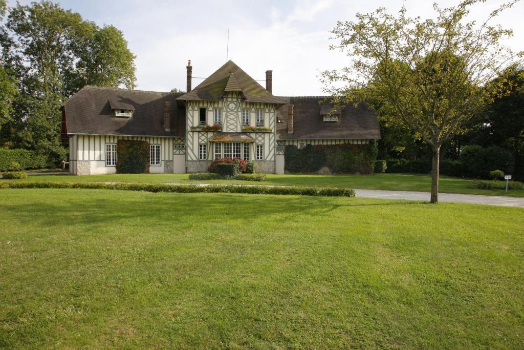 לינה וארוחת בוקר דוביל Manoir De Benerville מראה חיצוני תמונה